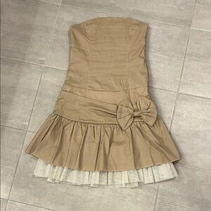 Y2K Tan Strapless Dress with Bow Detail